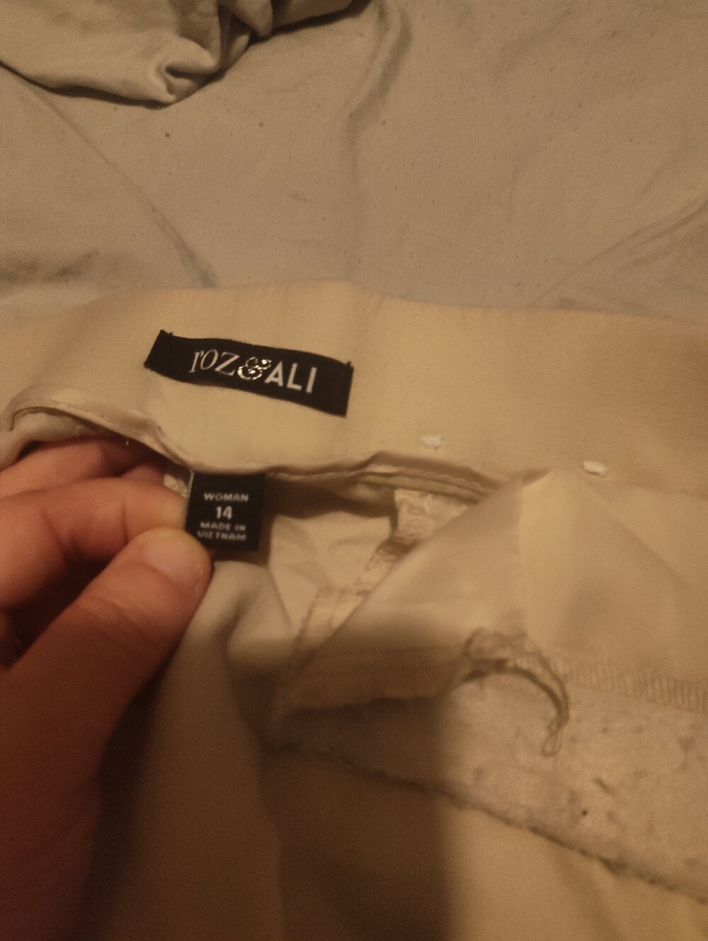 Roz & Ali Khaki-Tan Women Chinos